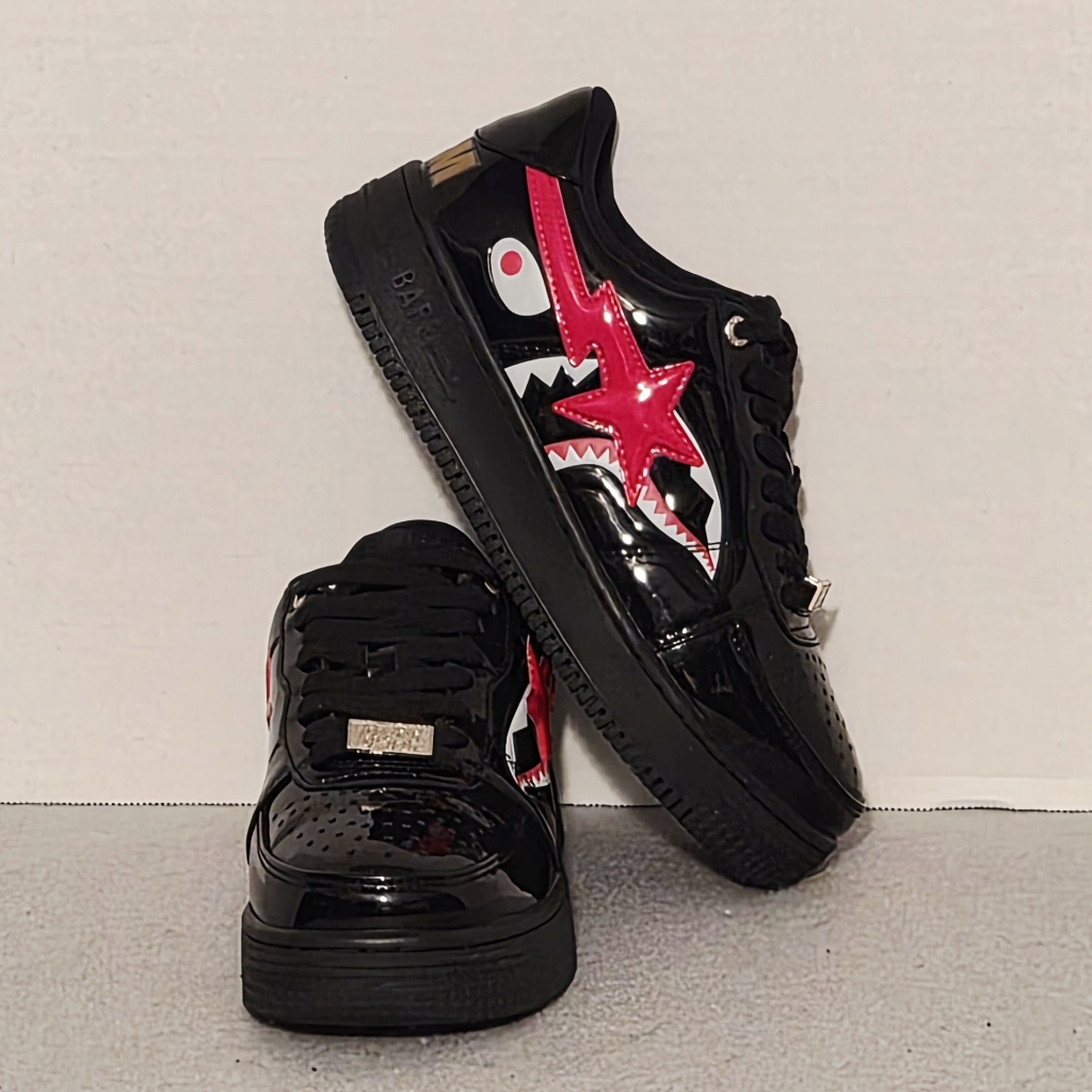 A Bathing Ape Bape Sta Low M1 Shark Face, Wmns 8, Black/Red, New, Unworn Cond.